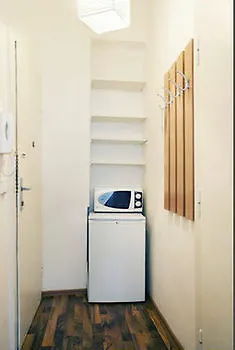 Studio Near The Art Gallery Διαμέρισμα